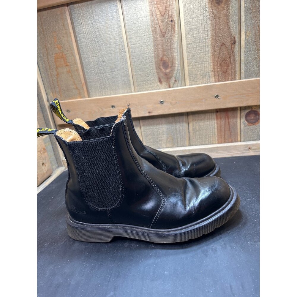 Dr Martens 2976 Yellow Stitch Smooth Leather Chelsea Boots Mens 7 Womens 8 Black